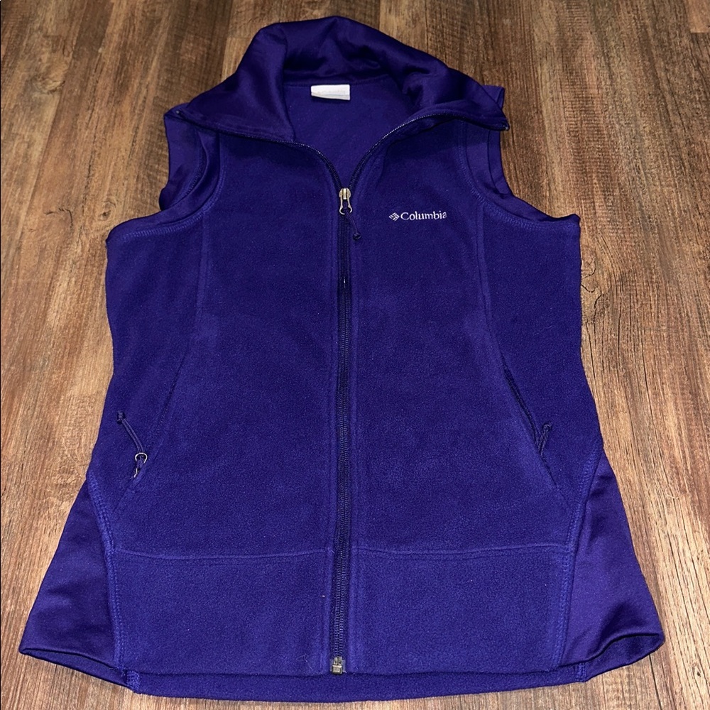 Womens Columbia Sportswear Fleece Purple Vest size S‎